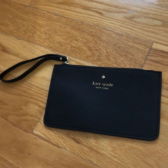 Kate Spade Wristlet - Picture 1 of 2